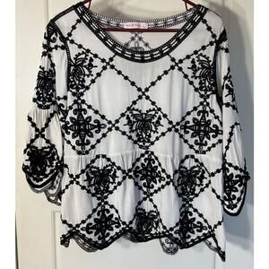 Ana & Rose Black & White Peplum Cropped Boho Artsy Hippy Top Blouse L
